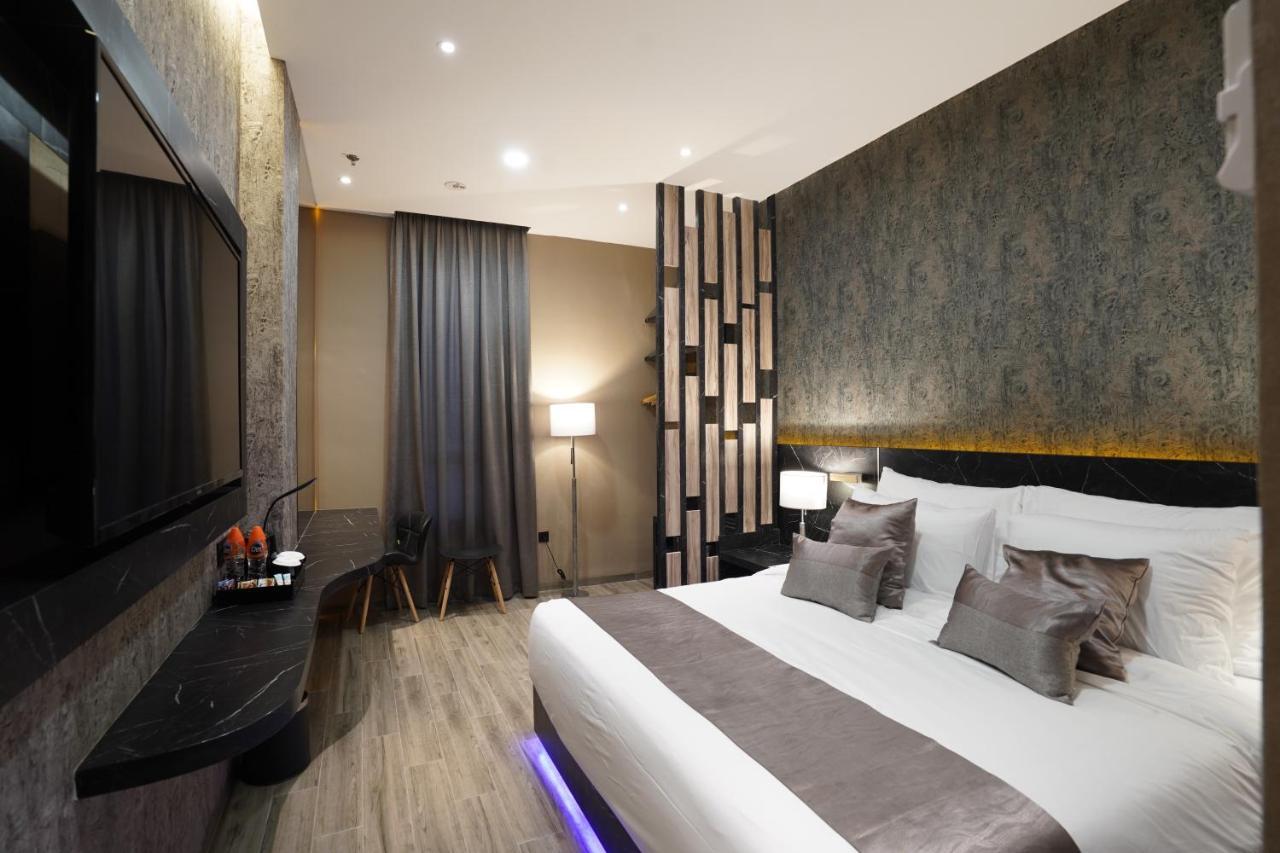 De Paris Hotel Медан Экстерьер фото