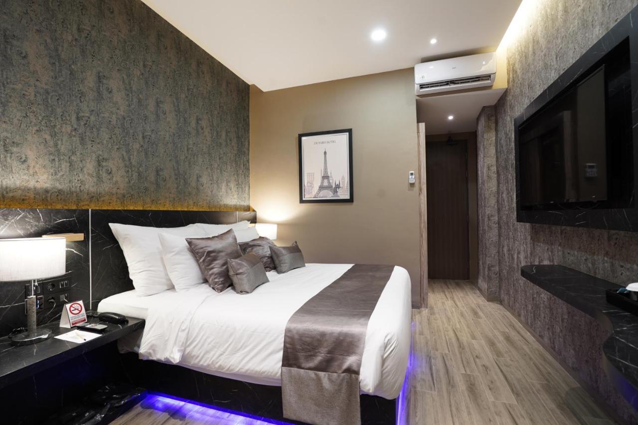 De Paris Hotel Медан Экстерьер фото