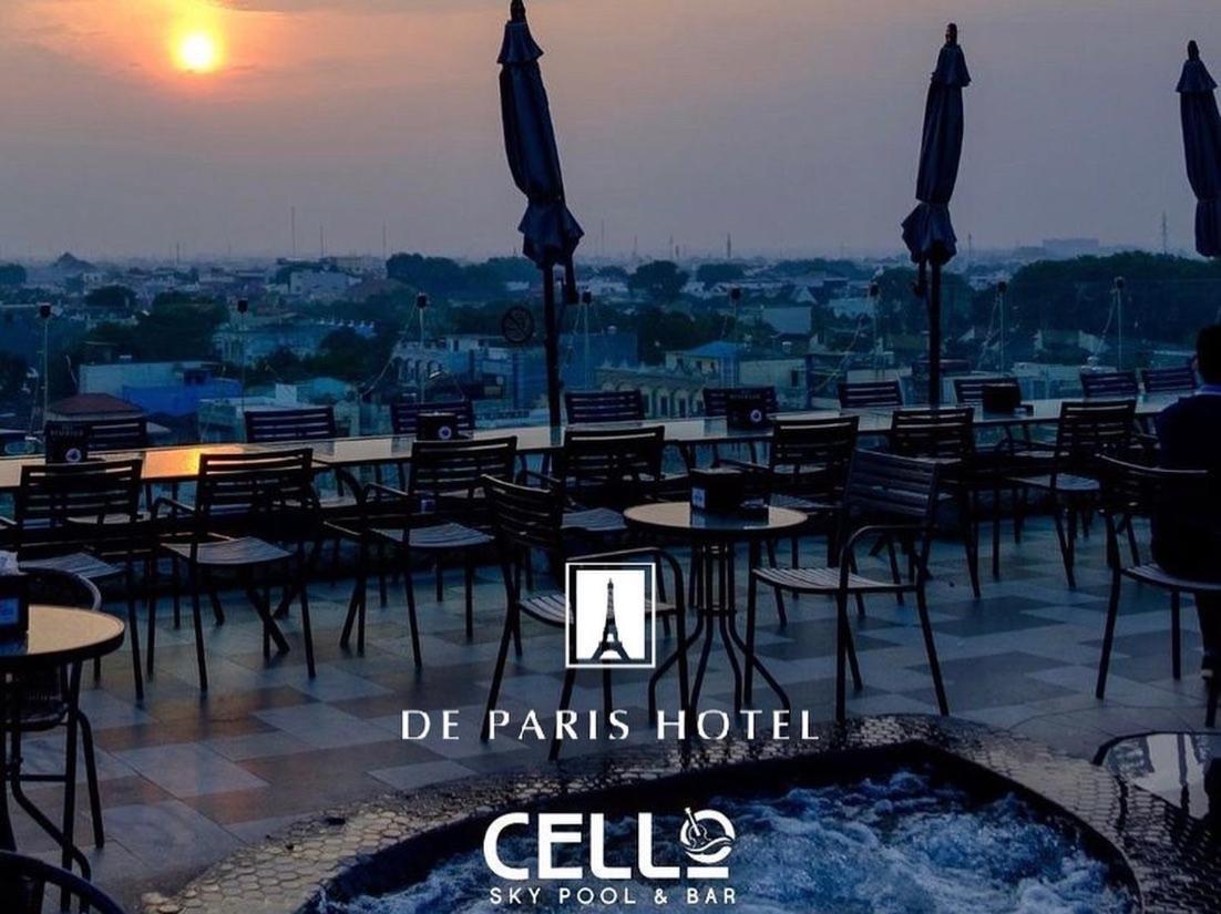 De Paris Hotel Медан Экстерьер фото